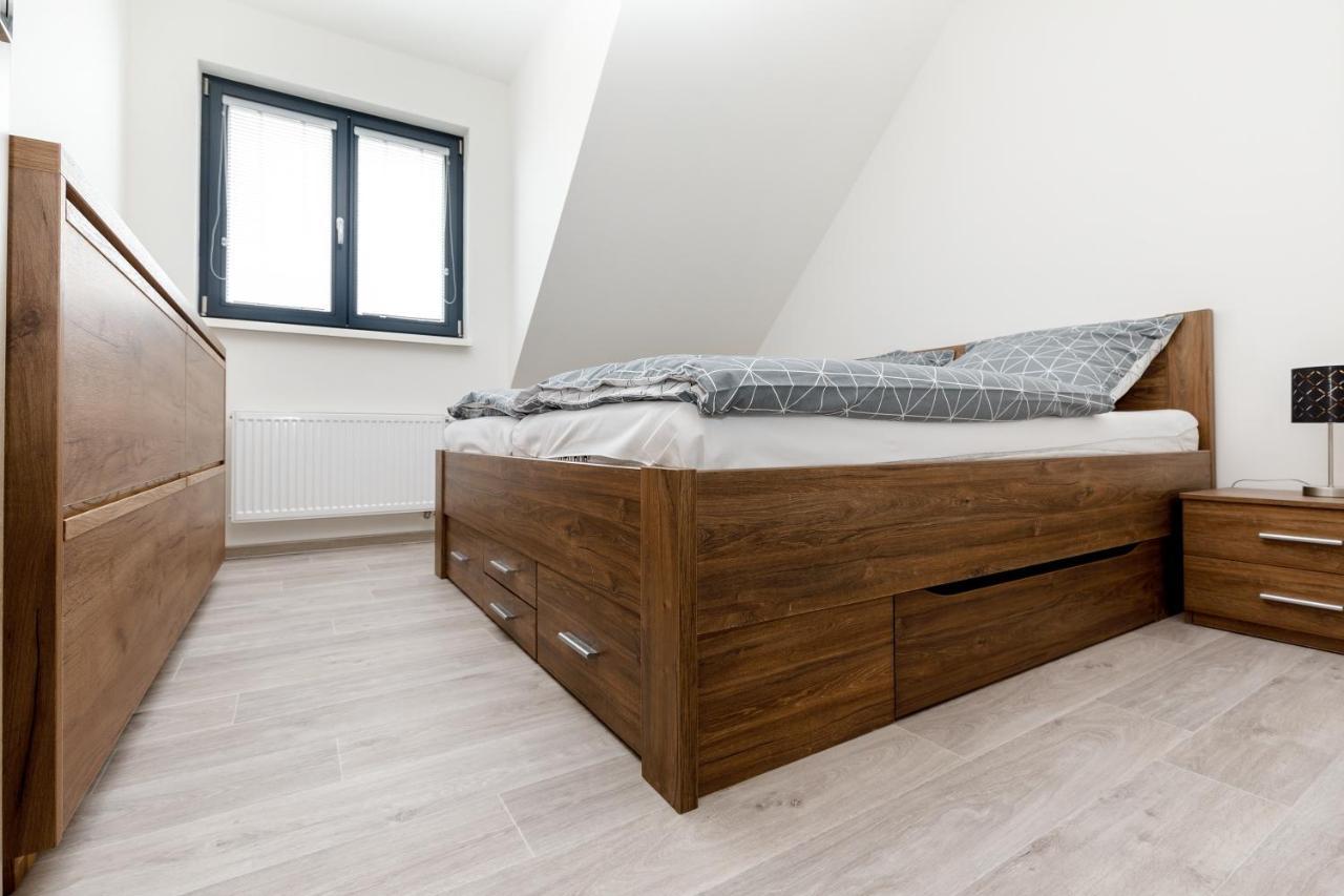 Apartment Ness Bozi Dar Bagian luar foto