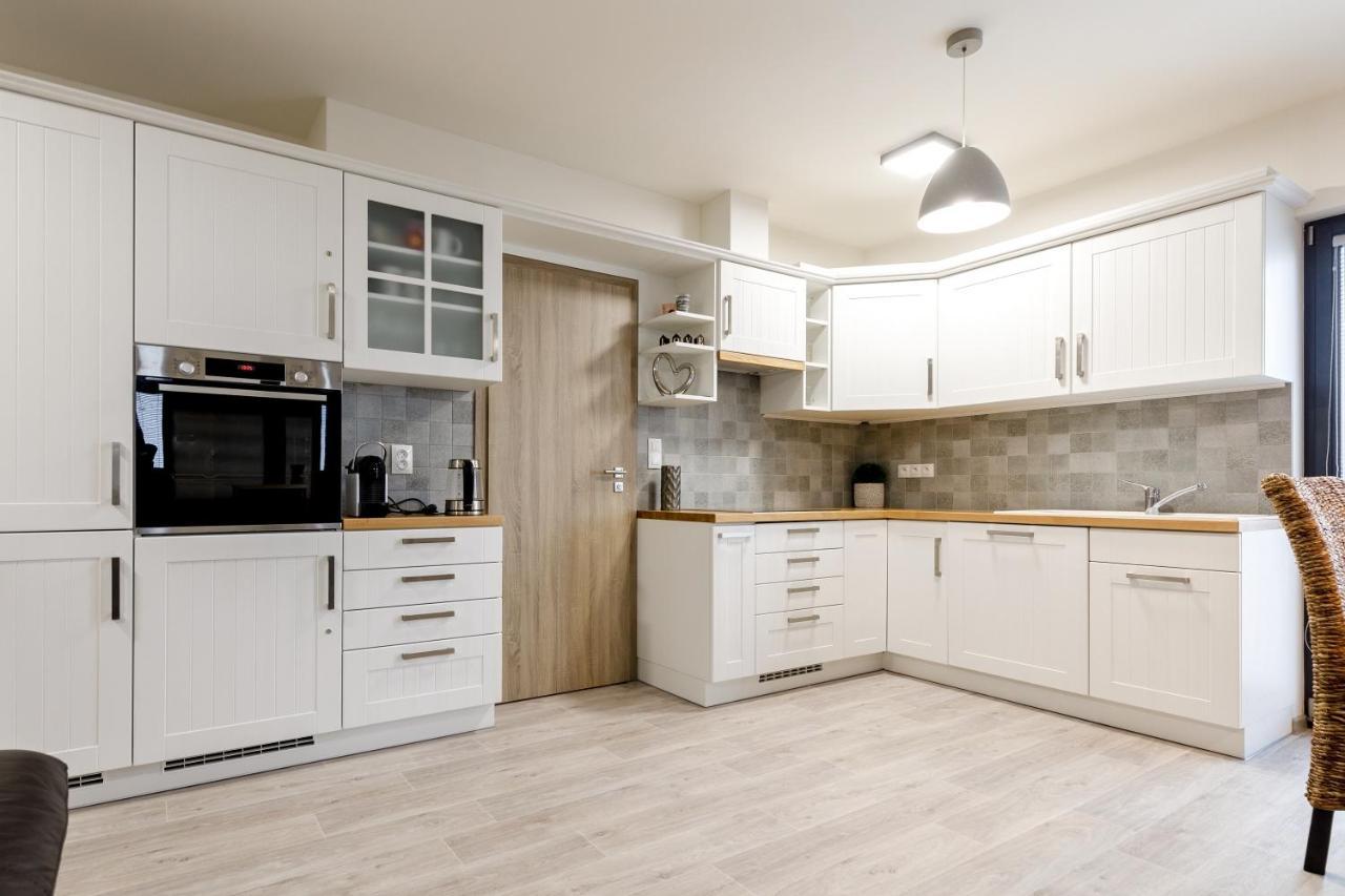Apartment Ness Bozi Dar Bagian luar foto